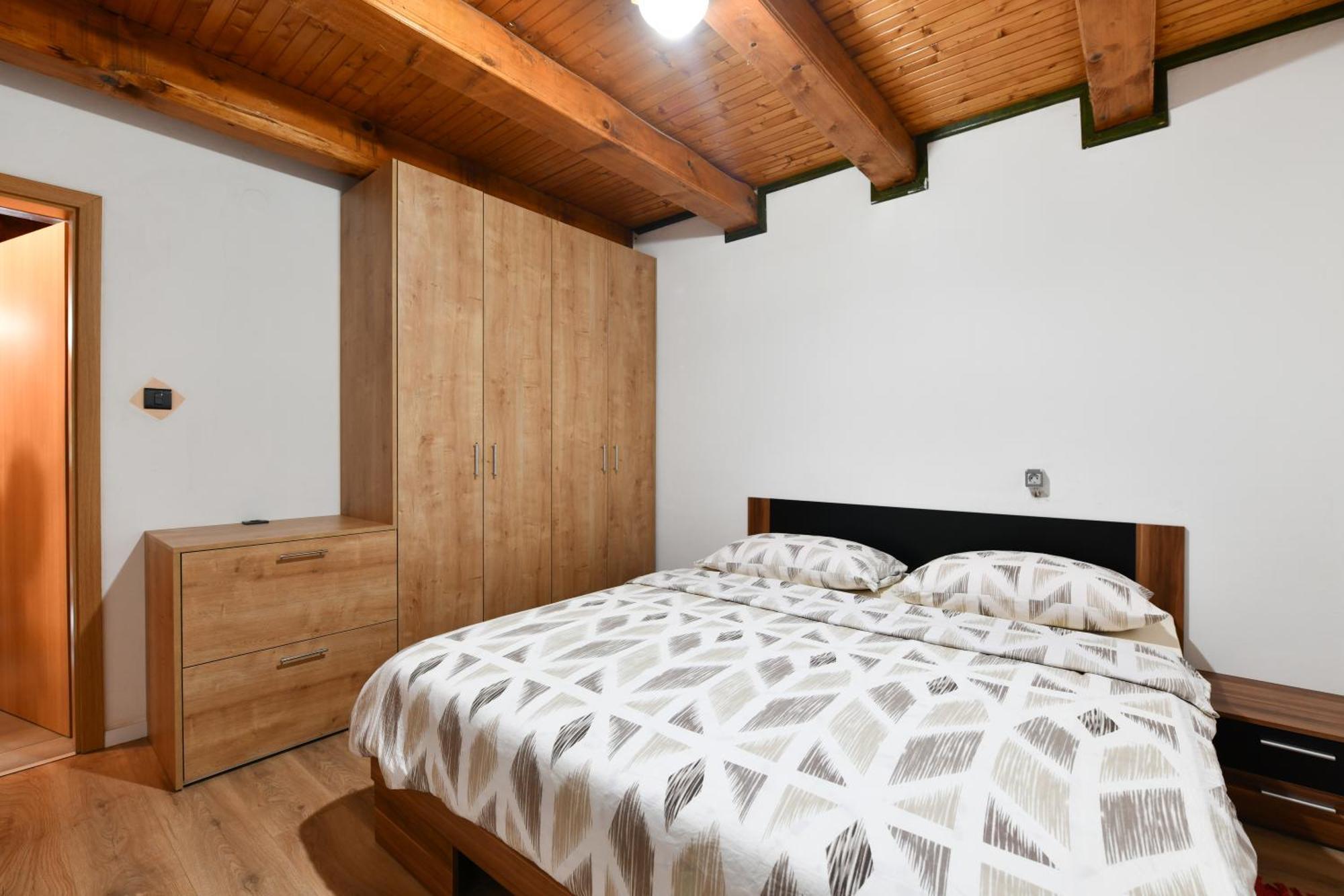 Guest House Martin Korana Exterior foto